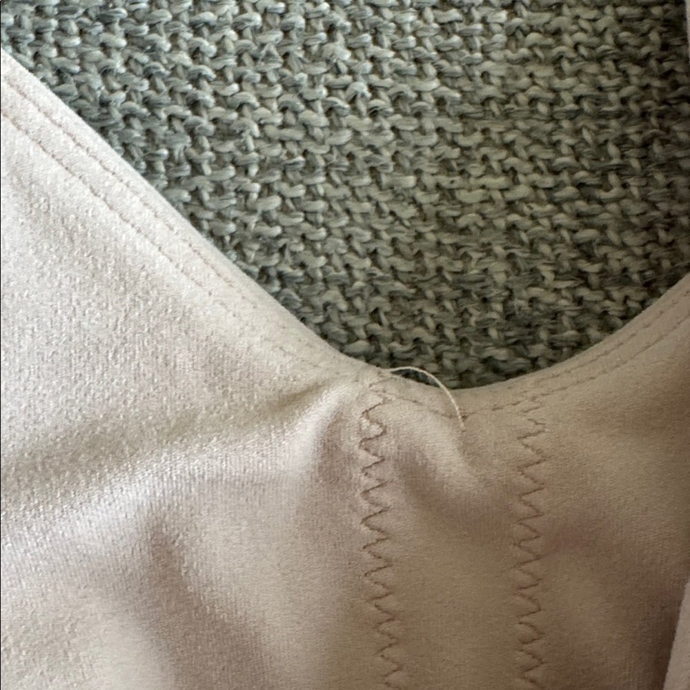 Lululemon Light Pink Align Tank Size 2 - Picture 5 of 6
